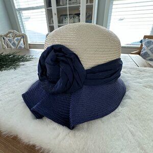Beautiful handma two tone straw hat from the Downton Abbey era, silk dupioni